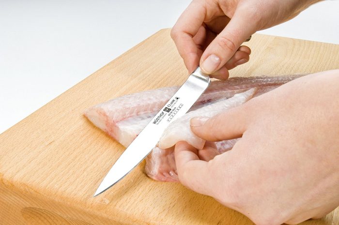 coltello per sfilettare il pesce